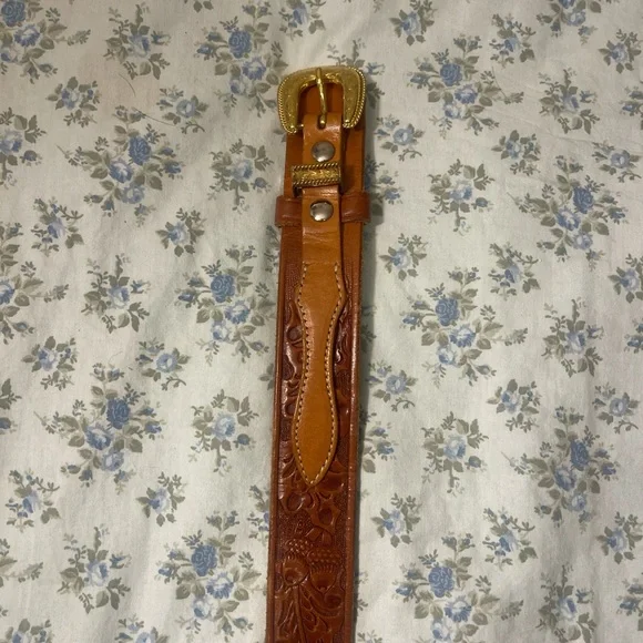 Circle Y Tooled Leather Belt with Gold Buckle - Women's Accessory - Picture 2 of 6